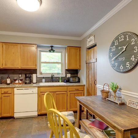 Blue Ridge Getaway With Hot Tub And Seasonal View! 빌라 외부 사진